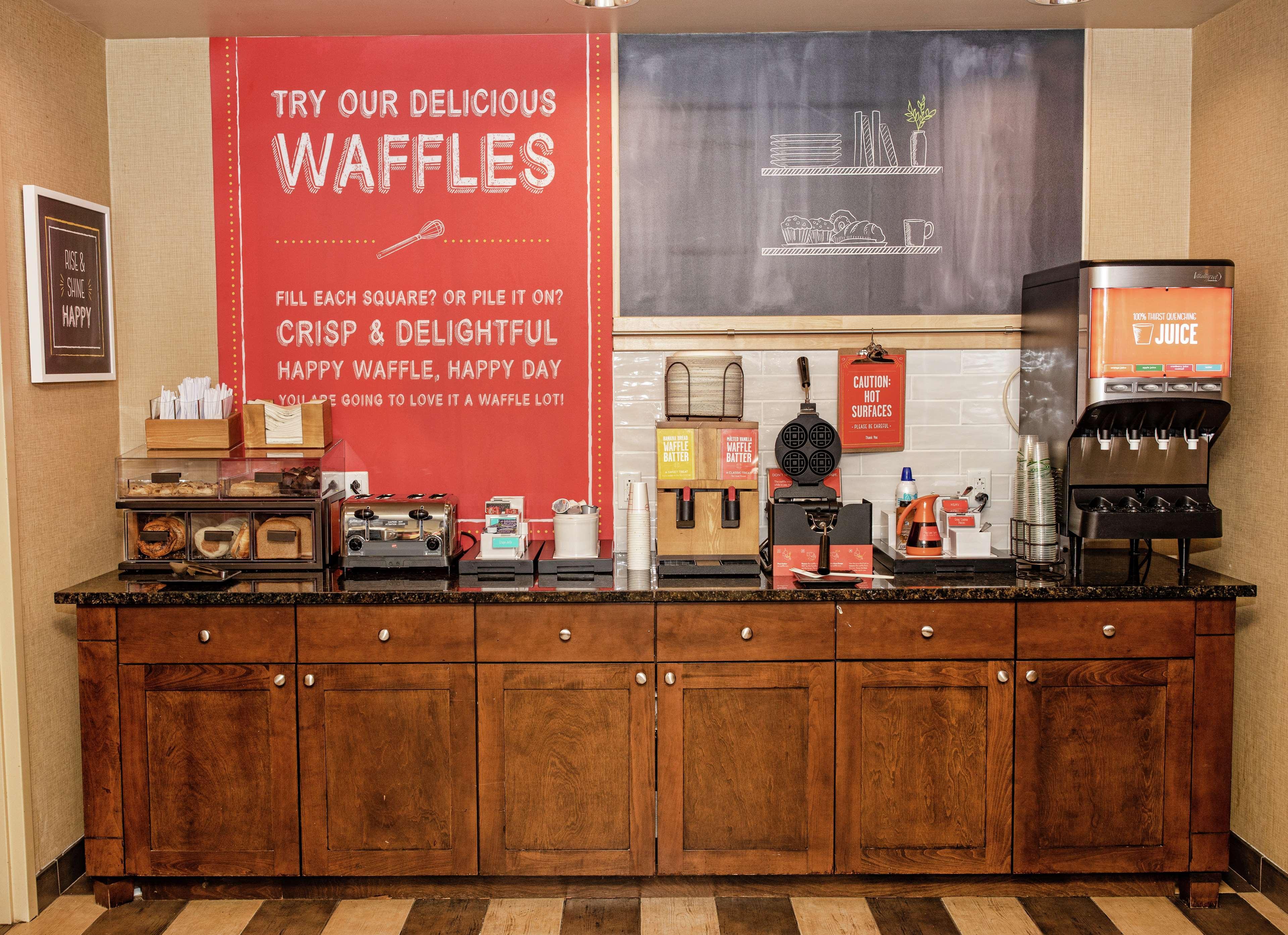 Hampton Inn Winfield Tucker Екстер'єр фото